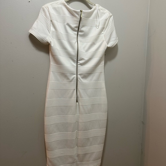 Premier White Sheath Mini Dress V-Neck Short Sleeve - Picture 3 of 4